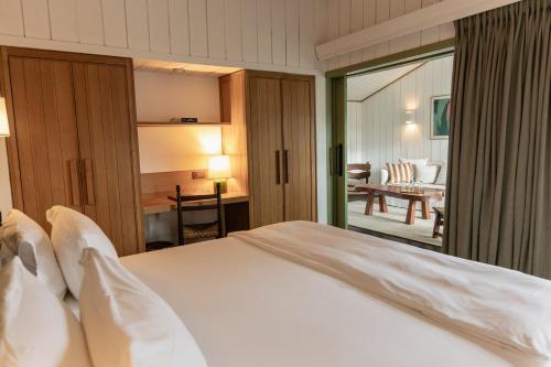 Book the Signature Suite Signature Suite