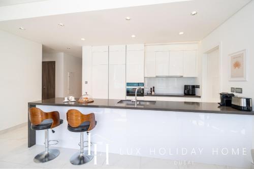 LUX The District One Lagoon View Suite, Dubai (photo 10)