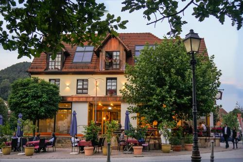Naturhotel Wegelnburg in Nothweiler, Deutschland