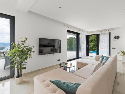 Villa Gabi by Interhome in Bregi