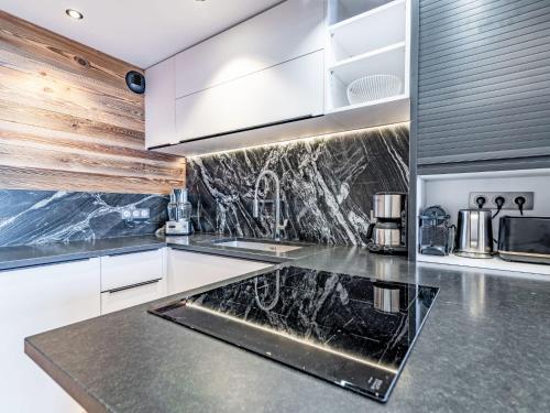 Apartment Le Curling B - Val Claret-43 by Interhome in Tignes