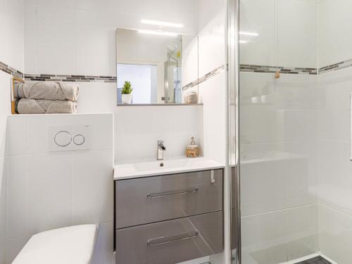Apartment Le Palais du Vieux Port by Interhome 4