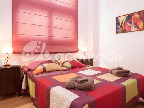 Authentic duplex apartment just 15 minutes from Las Ramblas