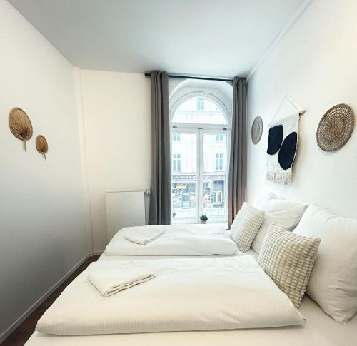Stylish Apartment near Binnenalster for up to 8 Guests, Hamburgo (foto 7)