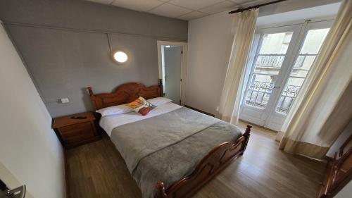 Hostal La Peña (Hostal La Pena) in ฮาโร