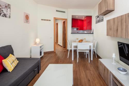 COL3 - Wifi, Smart TV, Piscina, 900 metros playa, La Colina, Торремолинос (фото 8)