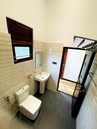 One-Bedroom House image 10