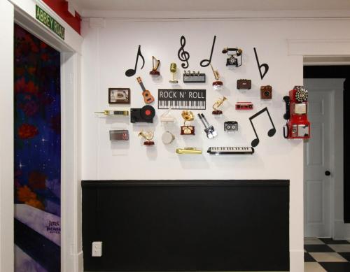 Rock N Roll, Mins to CP & SF, King, Pet OK Rock N Roll, Mins to CP & SF, King, Pet OK