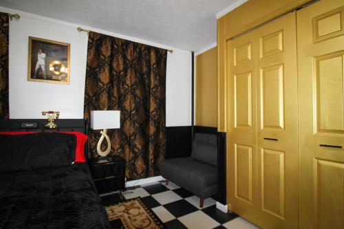 Rock N Roll, Mins to CP & SF, King, Pet OK Rock N Roll, Mins to CP & SF, King, Pet OK