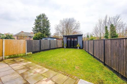Stunning Home in Altrincham, Large Driveway, Sleeps 7, Perfect For Groups, Manchester (fotografie 9)