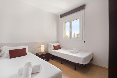 Superior Two-Bedroom Apartment image 6