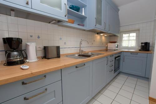 Kitchen, Seeschloßchen Ferienwohnung 5 in Busumer Deichhausen