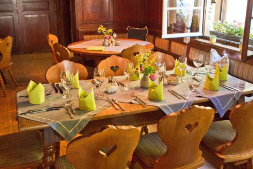 Restoran, Höhengasthaus Haldenhof (Hohengasthaus Haldenhof) in Sipplingen