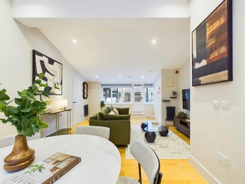 Be London - The Piccadilly Circus Residences - image 6