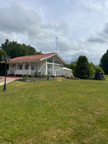 Wonderful cottage by the lake in Hyvinkää