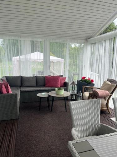 Wonderful cottage by the lake in Hyvinkää