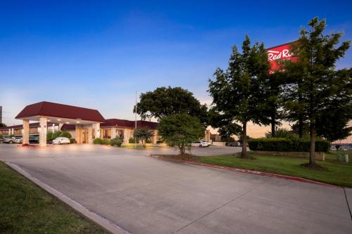 Red Roof Inn & Conference Center McKinney in McKinney, USA