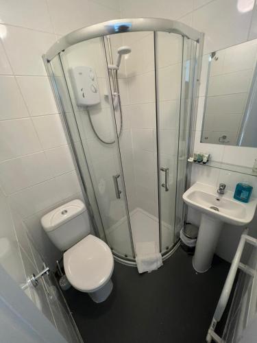One-Bedroom Suite image 8