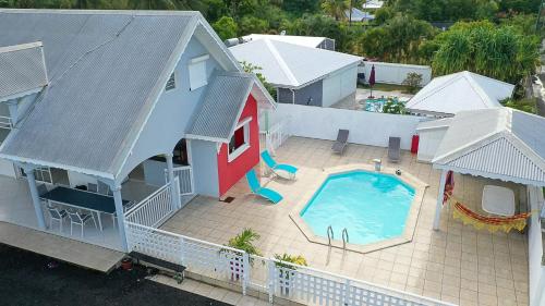 Villa spacieuse avec piscine à Sainte-Anne - Location, gîte - Sainte-Anne