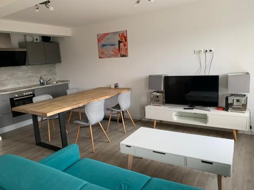 Dünenwald meerseitig mit Balkon in Binz, Deutschland
