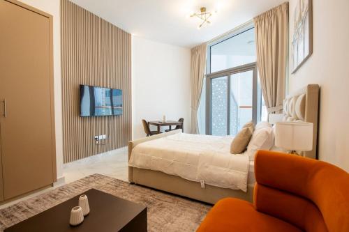 Millenium Binghatti Residences Business Bay- Stylish Studio with Canal View, Dubai (Foto 5)