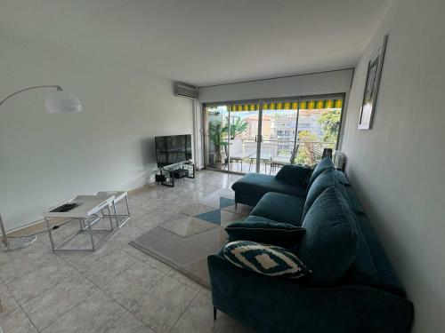 Apartment image 3