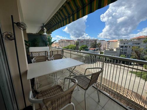 Apartment image 2