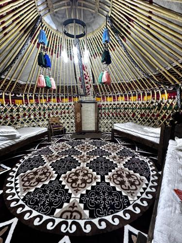 Ethnochill Karakol yurt camping in คาราคล
