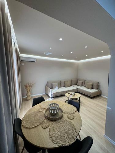 Ajza Apartment, Tirana (photo 6)