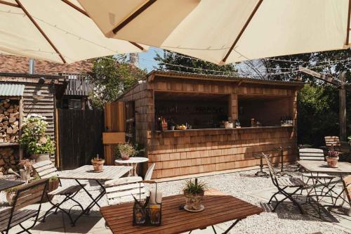 Удобства, The Five Bells Inn Brabourne in Brabourne