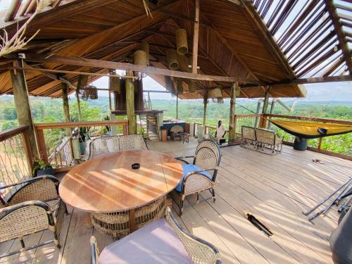 Shared lounge/TV area, Boko Boko Guesthouse in Dixcove