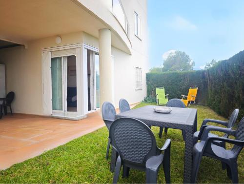 Apartamento tranquilo con jardín