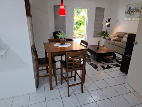 設施, Tropical Palm Retreat in 威廉斯塔德市中心