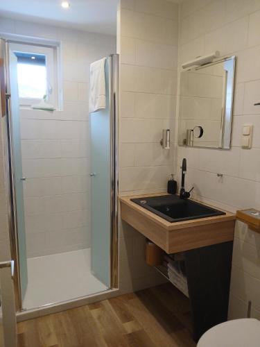 Studio Holunder Weissbriach Studio Holunder Weissbriach