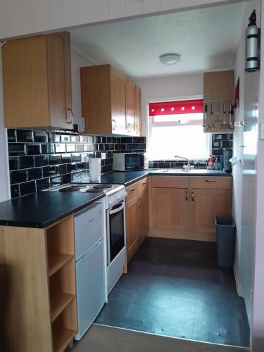 alicias chalets ,free WIFI & swimming pool passes, Great Yarmouth