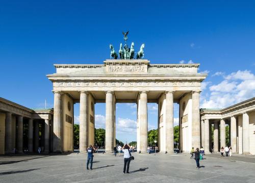 Homely Berlin - City Center Modern Historical Near Park - image 12