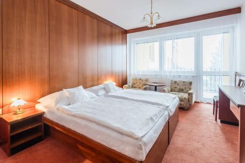 Lázeňský a Wellness hotel NIVAMARE (Lazensky a Wellness hotel NIVAMARE) in Pozlovice