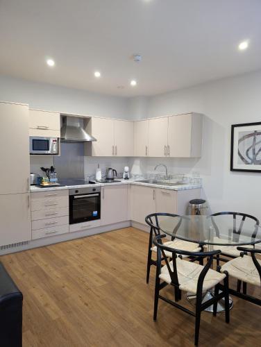 Kings Road Aparthotel - image 7