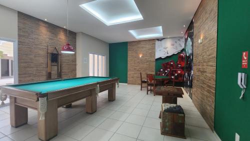 Condomínio Costa Azure - Apto com 2 Dormitórios, 2 Banheiros e Ar Condicionado ao Lado da Praia de Riviera de São Lourenço e Itaguaré Condomínio Costa Azure - Apto com 2 Dormitórios, 2 Banheiros e Ar Condicionado ao Lado da Praia de Riviera de São Lourenço e Itaguaré