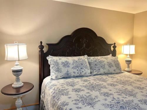 The Eastland Historic Hotel- Hondo Room – Eastland, TX