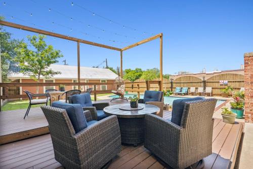 The Eastland Historic Hotel- Hondo Room – Eastland, TX