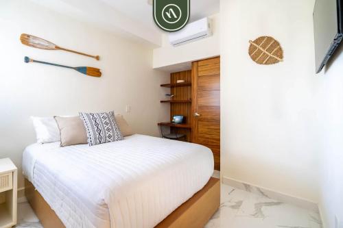 2BR Condo Right Next to the Beach - Pool & Palapa in Nuevo Vallarta , Mexico