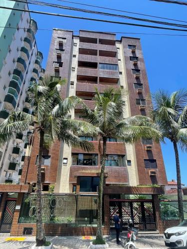 APÊ VISTA MAR, 20mts DA PRAIA, ESPAÇOSO E ACONCHEGANTE-56m2- WIFI- 1 DORM-ELEVADOR- 6 PESSOAS