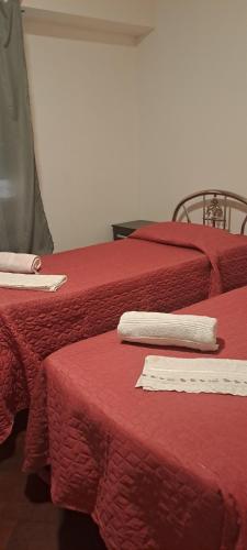 Double or Twin Room with Shared Bathroom image 3