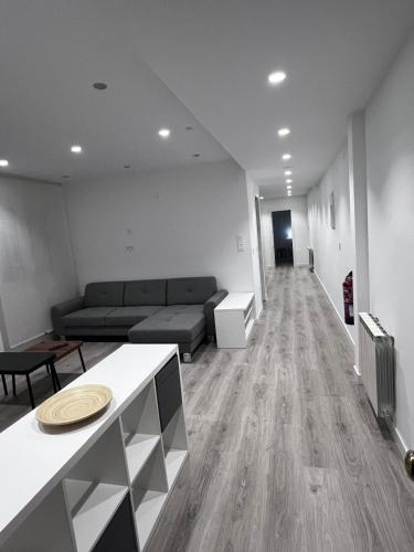 Hostal Mónaco - image 8