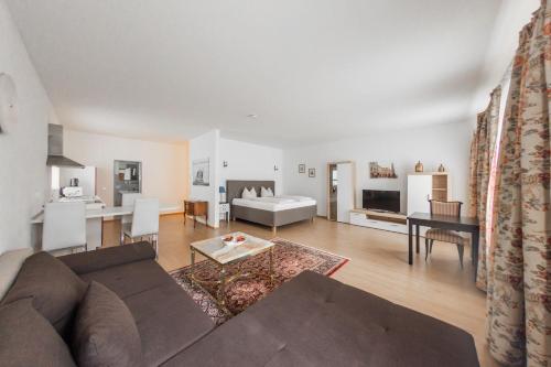 Hotel Freischutz Apartments - Altdorf Hotel Freischutz Apartments - Altdorf