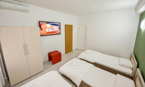 Unirii Suite - image 14