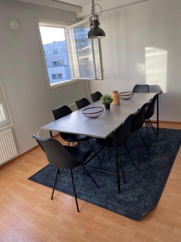 3 bedroom apartment with sauna and balcony in Ruoholahti