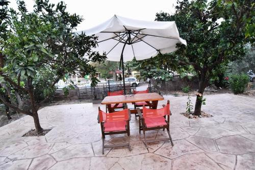 Adams Suite 2 Adams Suite 2