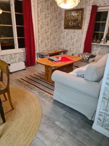 Guesthouse Fryken View in Edsbjorke